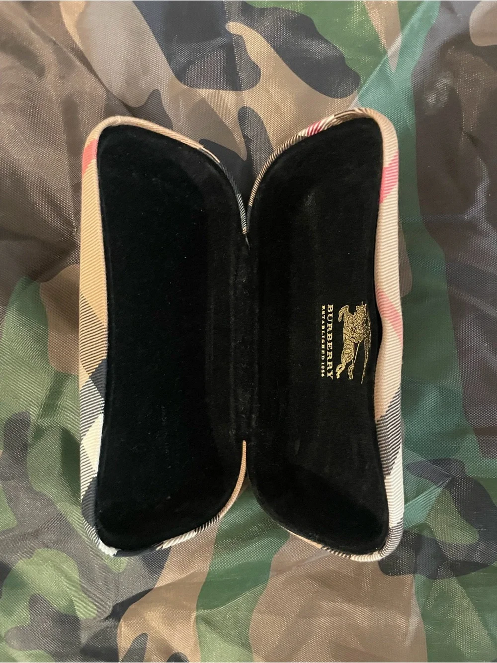 Burberry Beige Plaid Hard Sunglasses Case with Pink Accents